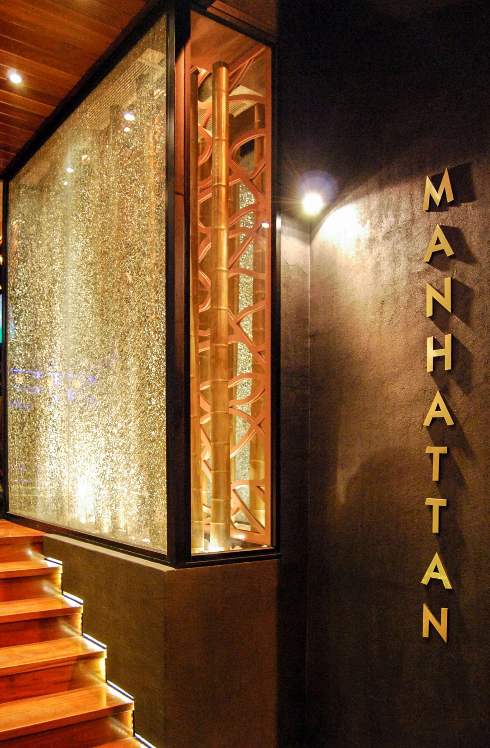 MANHATTAN IN KALAMATA