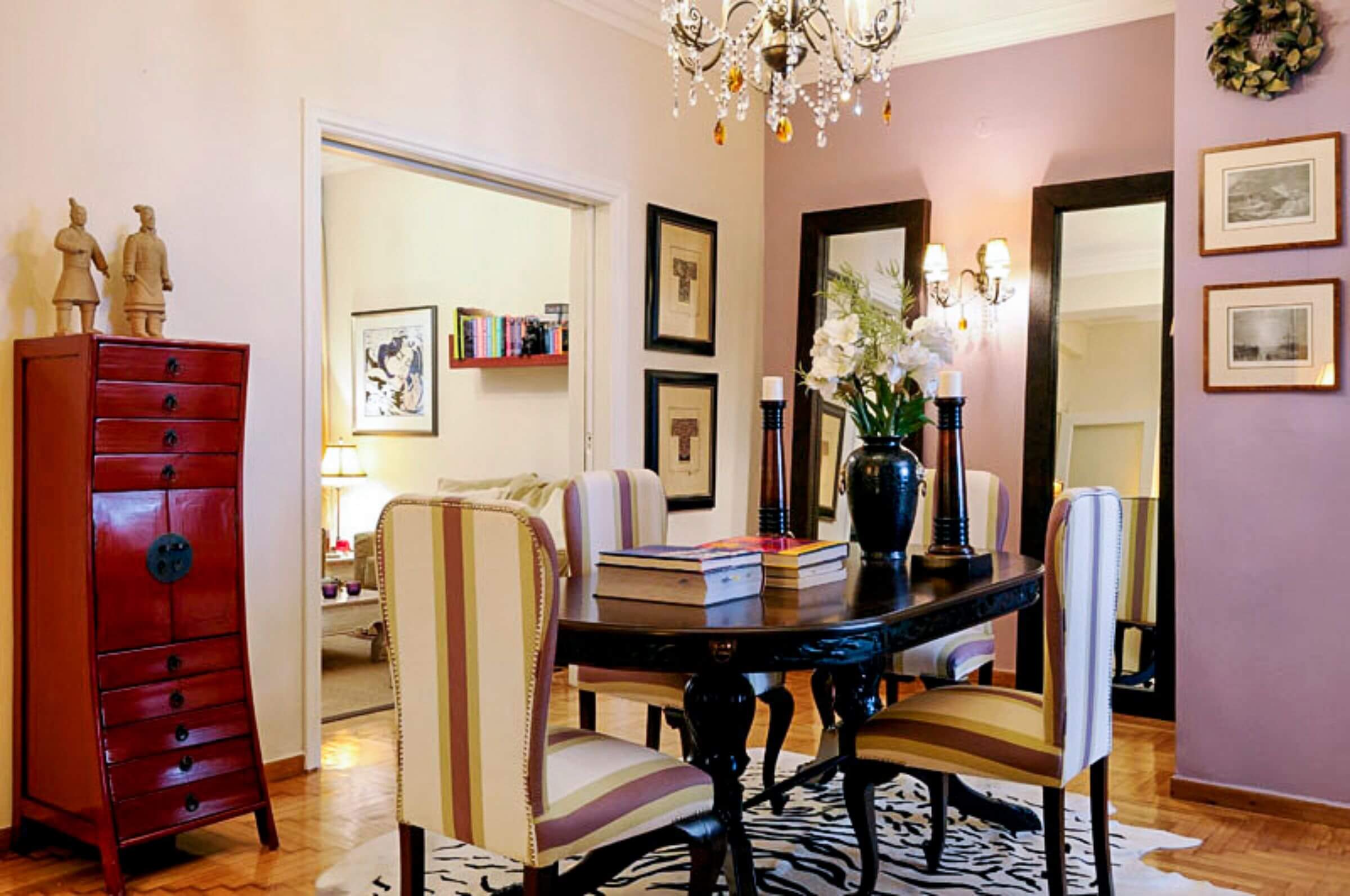 RENOVATED FIFTIES APARTMENT
